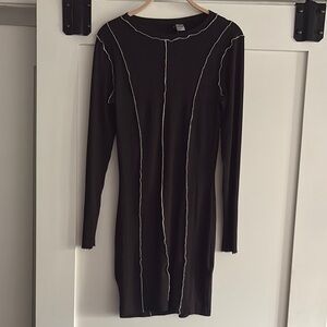 H&M: Black Long Sleeve Dress